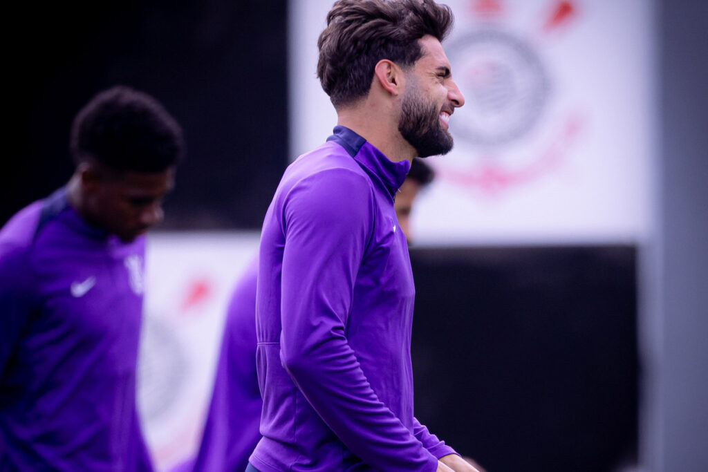 yuri-alberto-passa-por-cirurgia-e-vira-novo-problema-para-dorival