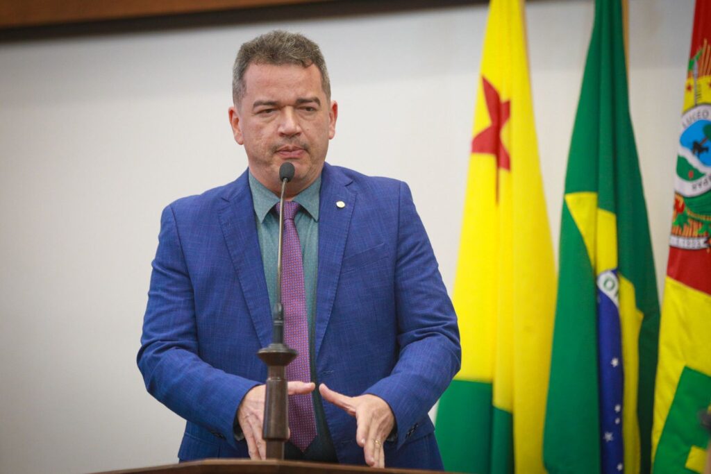 deputado-andre-vale-destaca-investimentos,-obras-e-melhorias-na-saude-e-infraestrutura