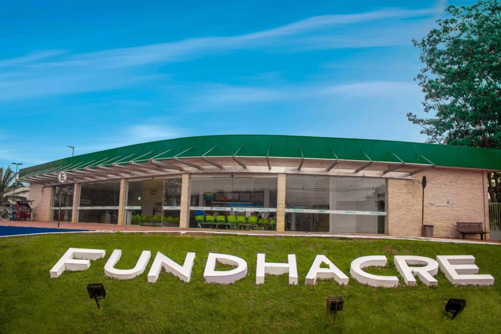 fundhacre-e-rede-onco-ensino-firmam-parceria-para-ampliar-capacitacao-de-servidores-da-saude