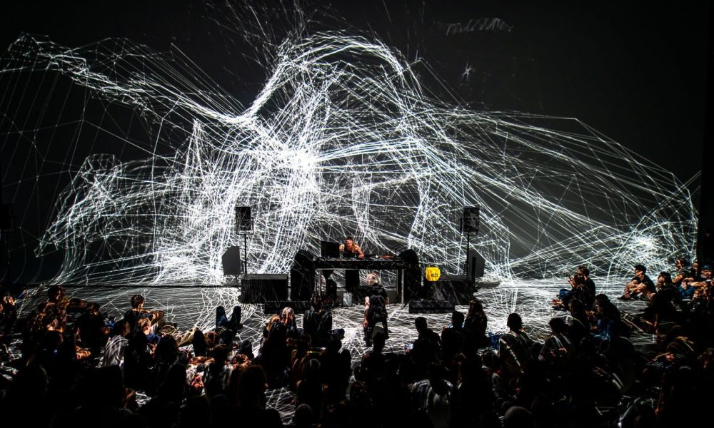 ade-pro-confirma-tomorrowland-brasil,-anotr-&-no-art,-nicole-moudaber-e-mais