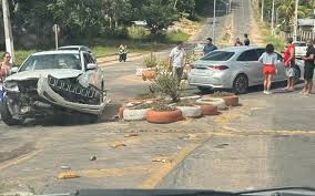 “Autoridades avaliam medidas emergenciais para aumentar segurança no trânsito do Acre.”