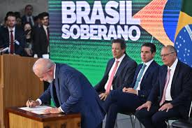 EUA cancelam vistos de brasileiros ligados ao Mais Médicos- crise expõe Cuba, OPAS e governo brasileiro.