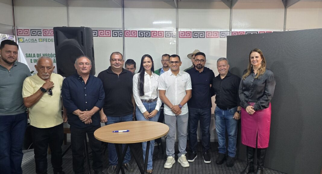 Empresários e compradores participam da rodada de negócios na Expoacre 2025