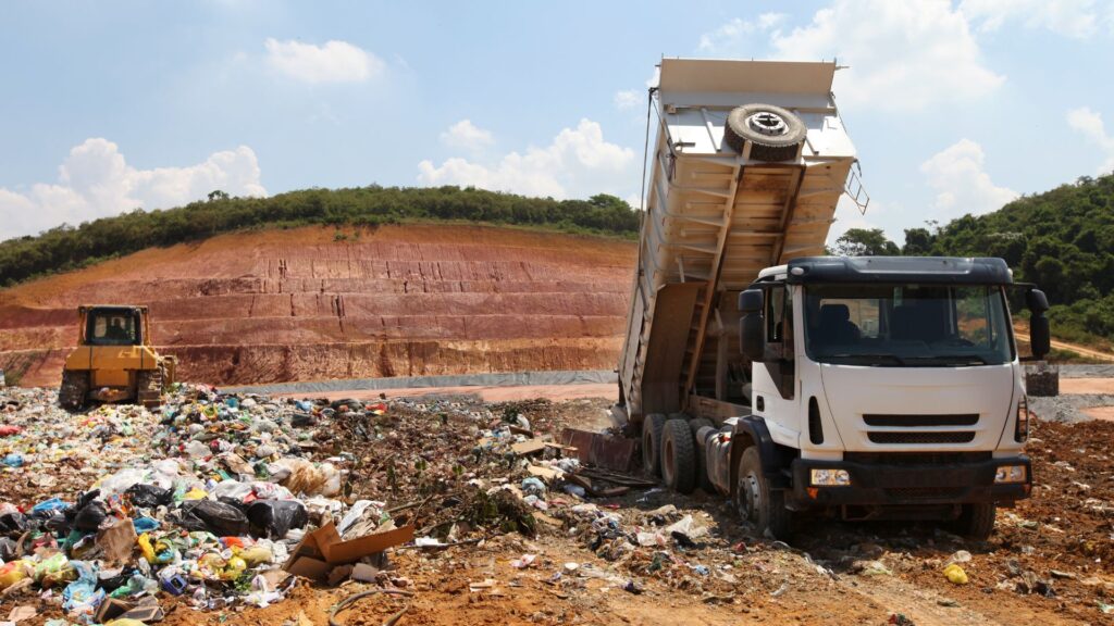 como-dar-destino-adequado-as-mais-de-700-toneladas-de-lixo-geradas-diariamente-pela-populacao.