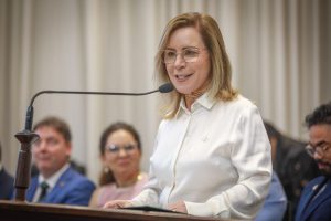 Aleac homenageia advogados e advogadas em sessão solene | Cidade AC News – Notícias do Acre