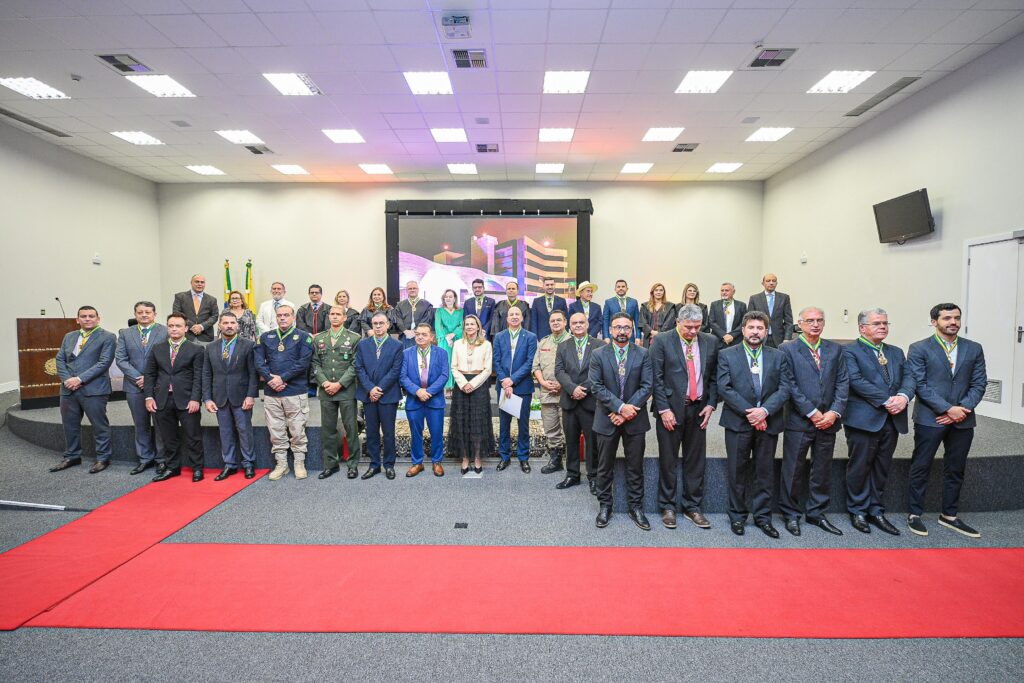 Delegado-Geral da Polícia Civil é homenageado com Medalha da Ordem da Justiça Eleitoral pelo TRE/AC | Cidade AC News – Notícias do Acre