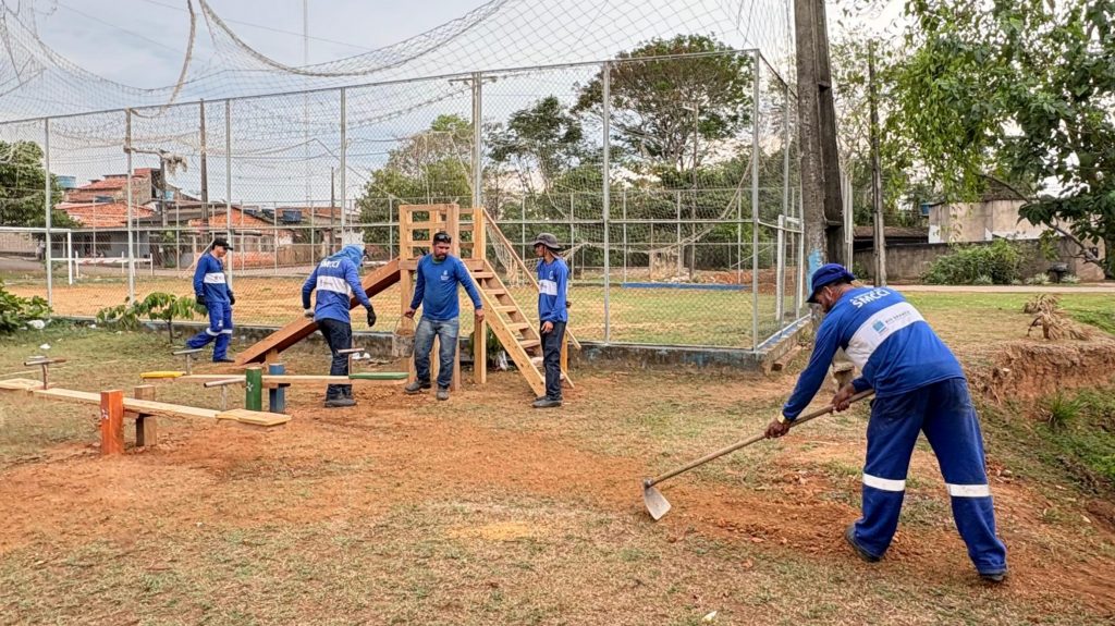 equipe-de-carpintaria-da-prefeitura-leva-alegria-as-criancas-com-reforma-e-construcao-de-parquinhos-em-rio-branco