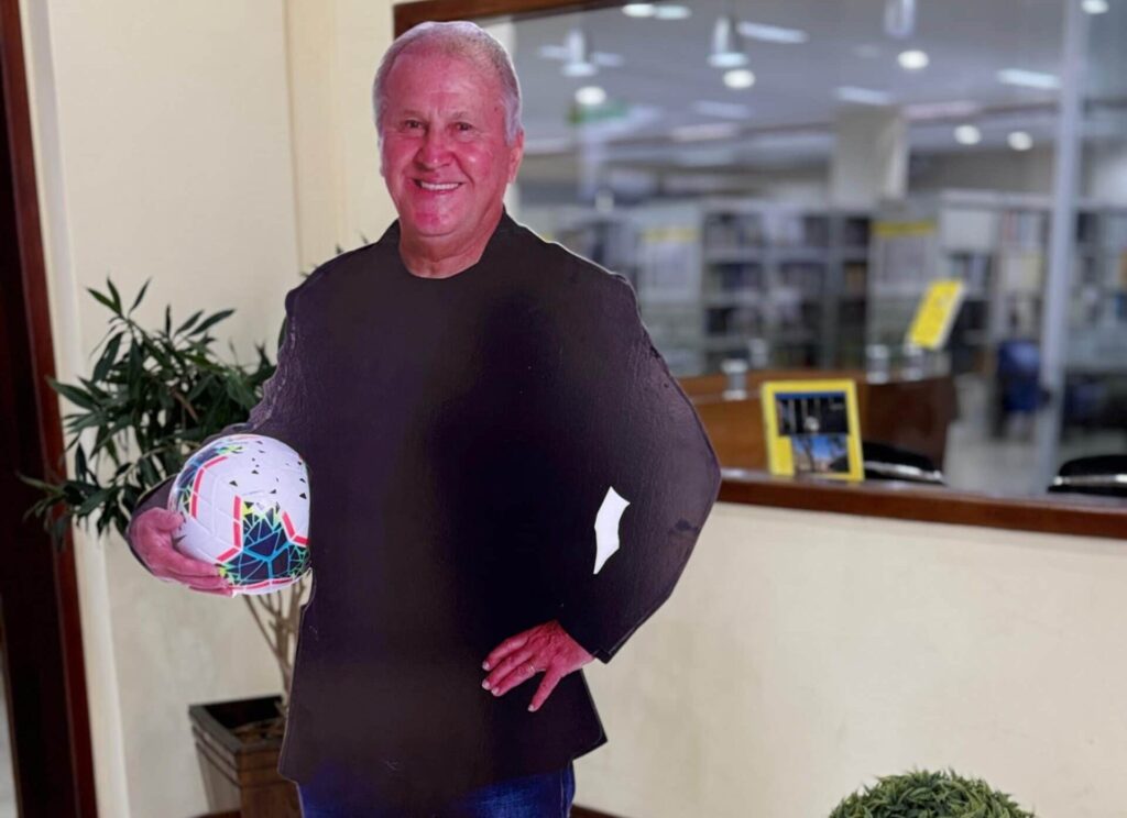 acre-recebe-zico,-icone-do-futebol,-em-palestra-sobre-o-papel-do-lider