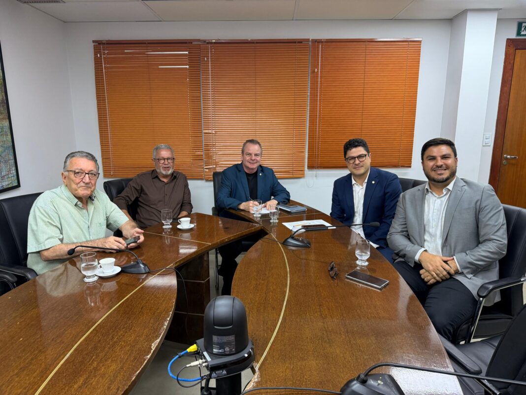 comissao-especial-da-aleac-avanca-nos-debates-sobre-embargos-ambientais-e-regularizacao-fundiaria