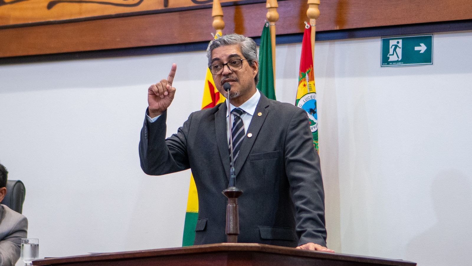 edvaldo-magalhaes-critica-crise-no-sistema-penitenciario-e-pede-mediacao-da-aleac-entre-governo-e-policiais-penais