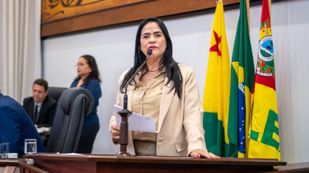 maria-antonia-comemora-reparacao-historica-e-acoes-em-saude-no-acre