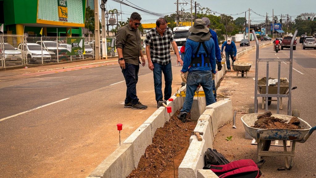 prefeito-de-rio-branco-em-exercicio-acompanha-andamento-das-obras-do-complexo-viario-da-dias-martins