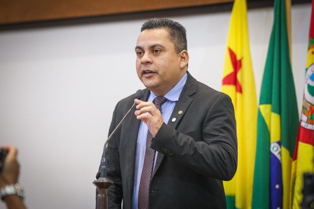 gilberto-lira-destaca-acoes-em-municipios-do-acre-e-cobra-atencao-para-trechos-criticos-da-br-364