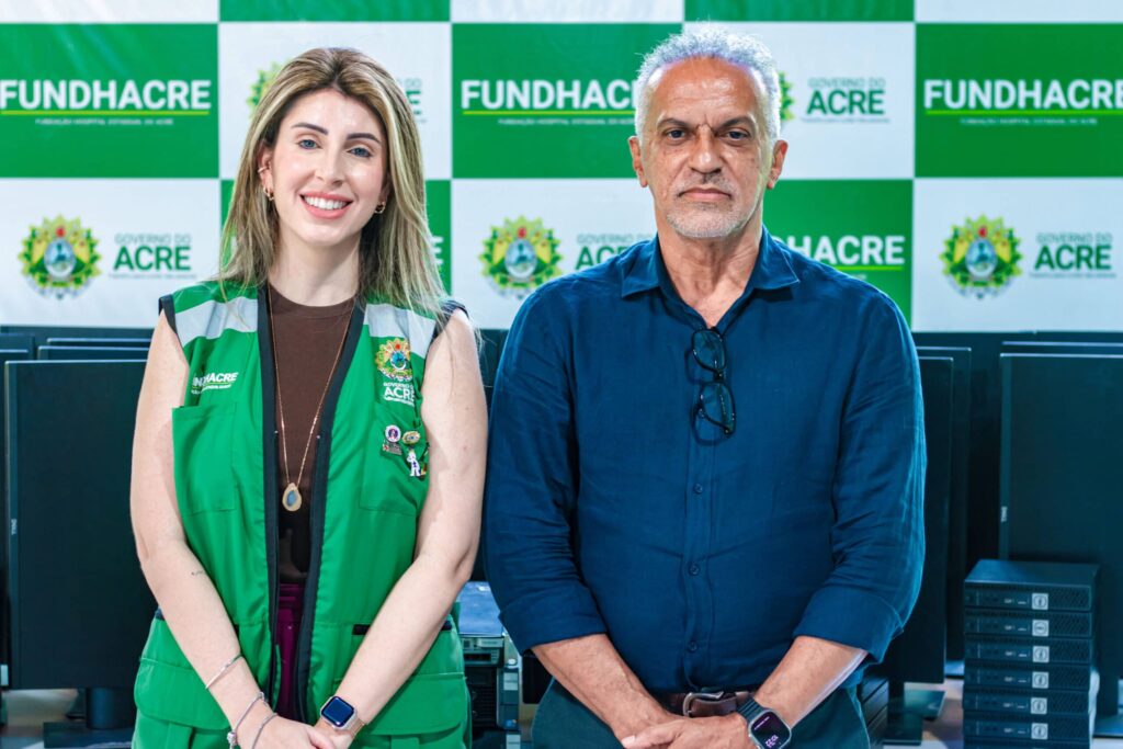 fundhacre-recebe-25-computadores-da-sefaz-em-apoio-a-implantacao-do-prontuario-eletronico