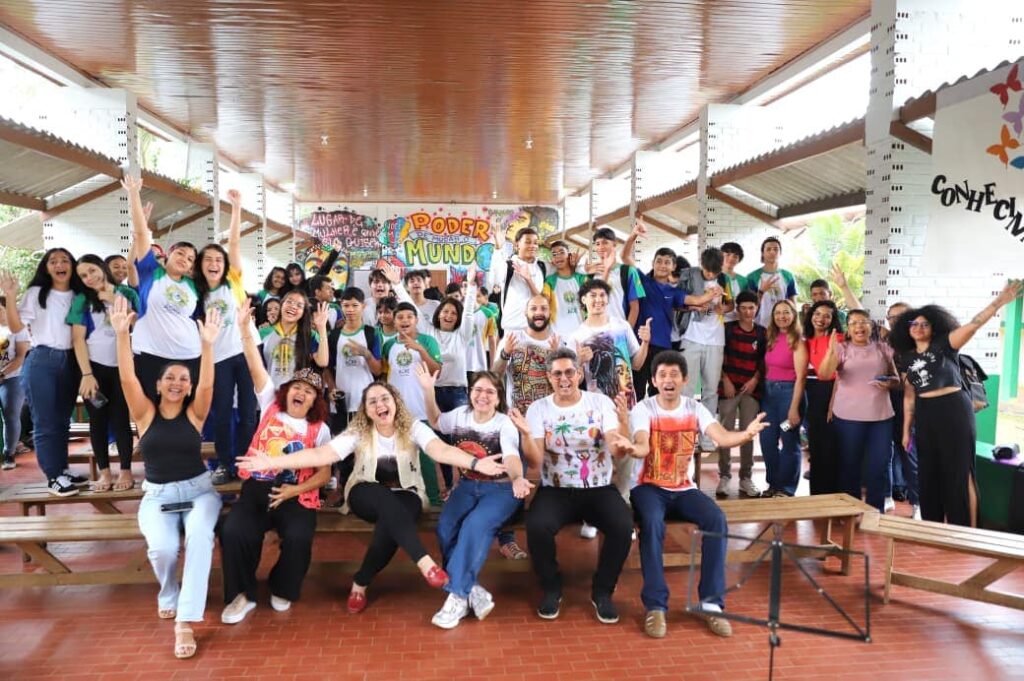 projeto-literario-desperta-gosto-pela-leitura-na-escola-elozira-dos-santos-thome