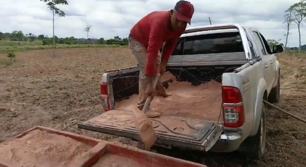 prefeitura-fortalece-agricultura-familiar-com-apoio-a-associacao-dos-produtores-do-ramal-da-saracura