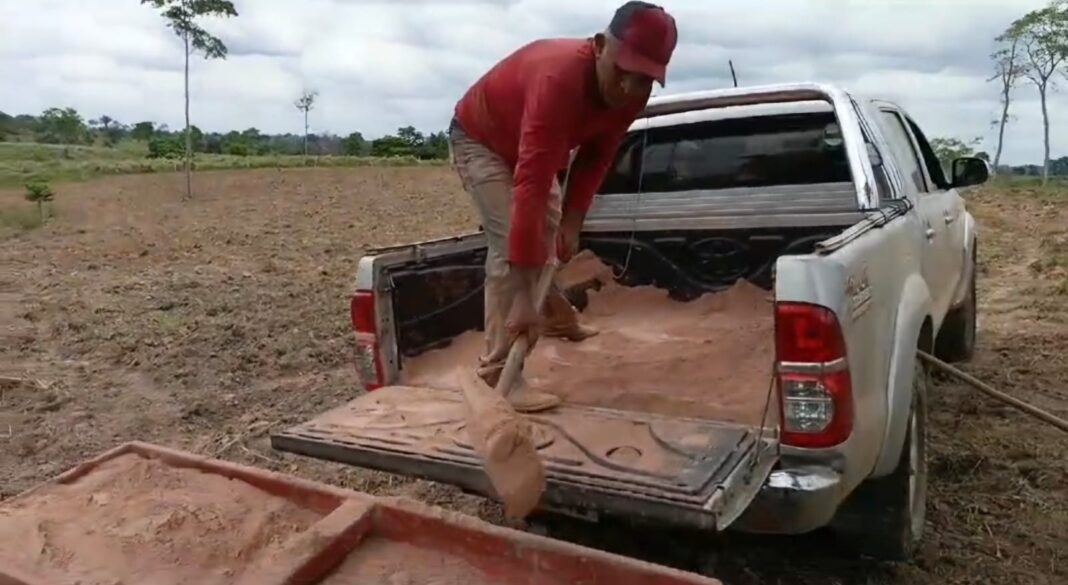 prefeitura-fortalece-agricultura-familiar-com-apoio-a-associacao-dos-produtores-do-ramal-da-saracura