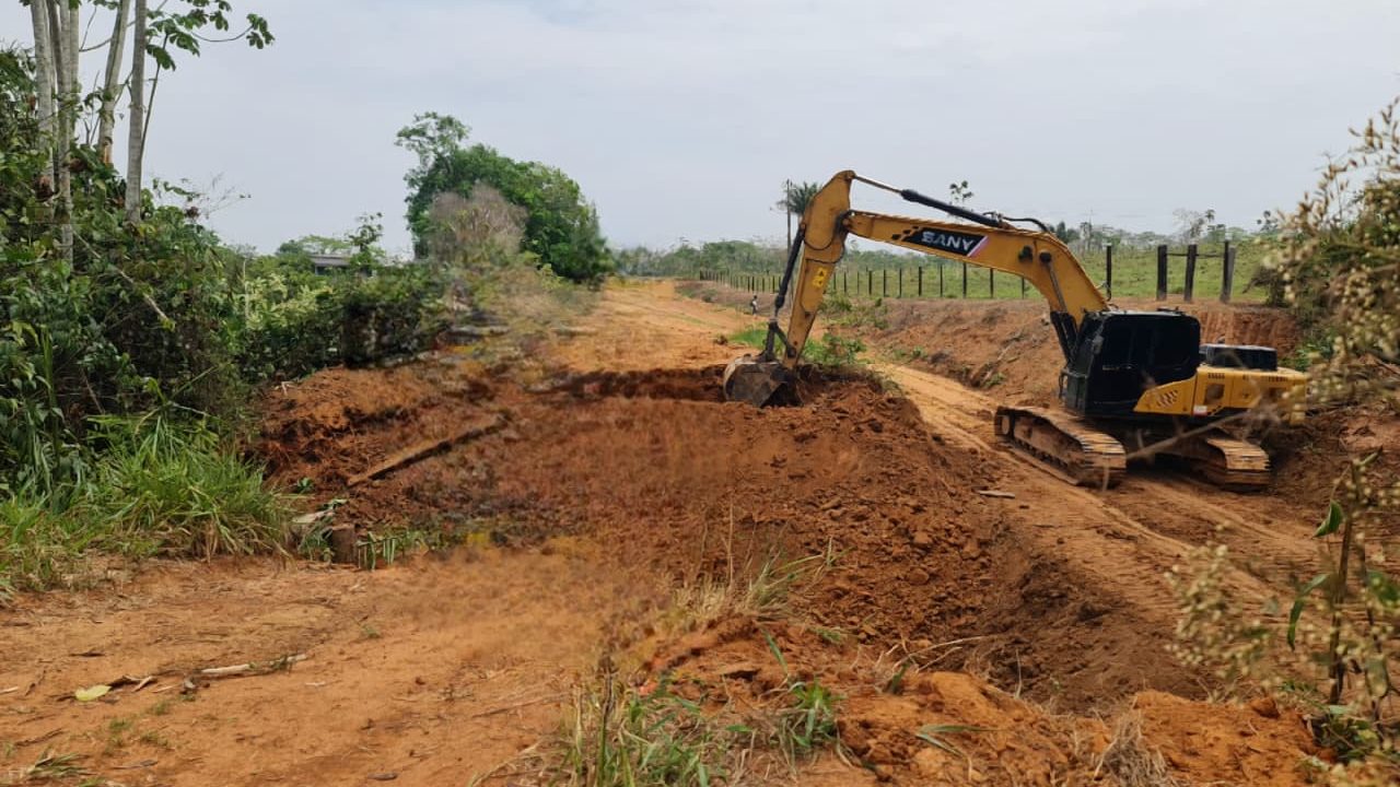 prefeitura-de-rio-branco-acompanha-avanco-da-obra-da-ponte-na-picarreira