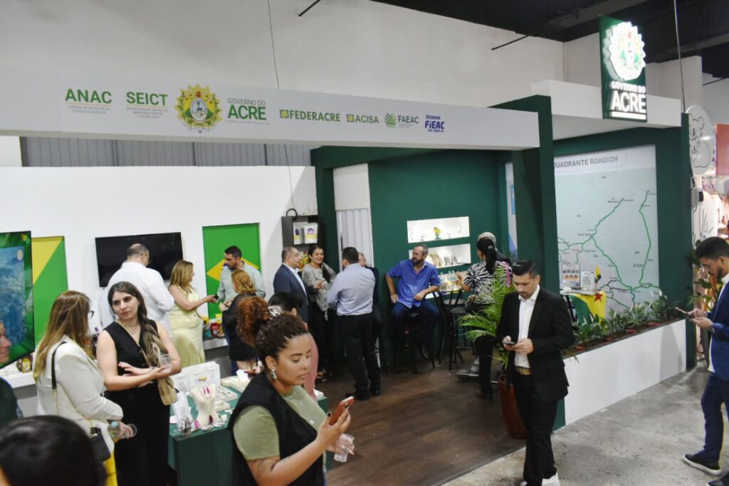 estande-do-governo-promove-mais-de-30-empresas-do-acre-durante-a-expocruz-2025