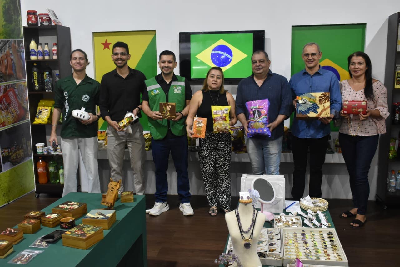 na-bolivia,-industria-e-turismo-do-acre-se-destacam-durante-a-expocruz-2025