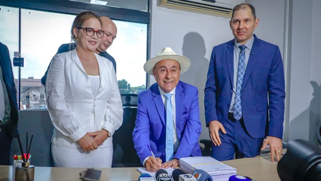 novo-plano-diretor-de-rio-branco-e-entregue-a-camara-de-vereadores-para-aprovacao