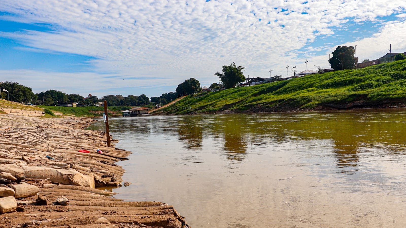 prefeitura-de-rio-branco-mantem-abastecimento-de-agua-em-comunidades-rurais-e-monitora-nivel-do-rio-acre