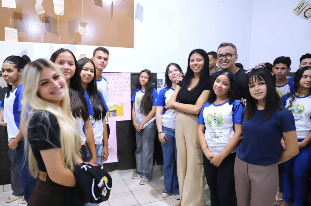 estudantes-do-calafate-apresentam-trabalhos-de-literatura-e-cultura-em-projeto-reconquistando-palavras