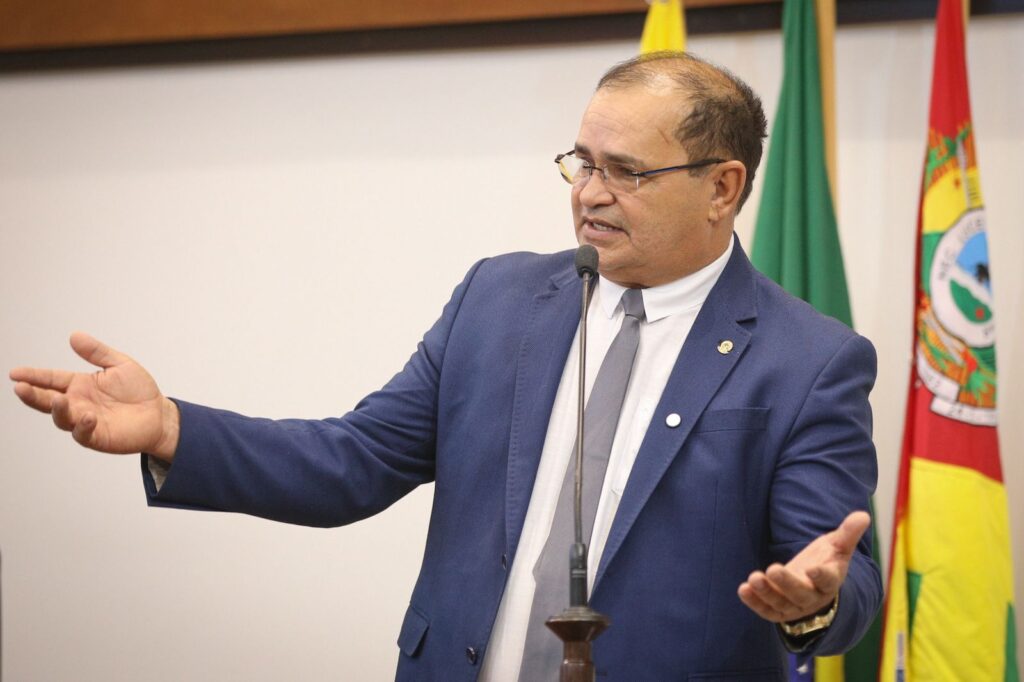 tanizio-sa-destaca-necessidade-de-projeto-para-translado-de-corpos-de-acreanos-em-sessao-da-aleac