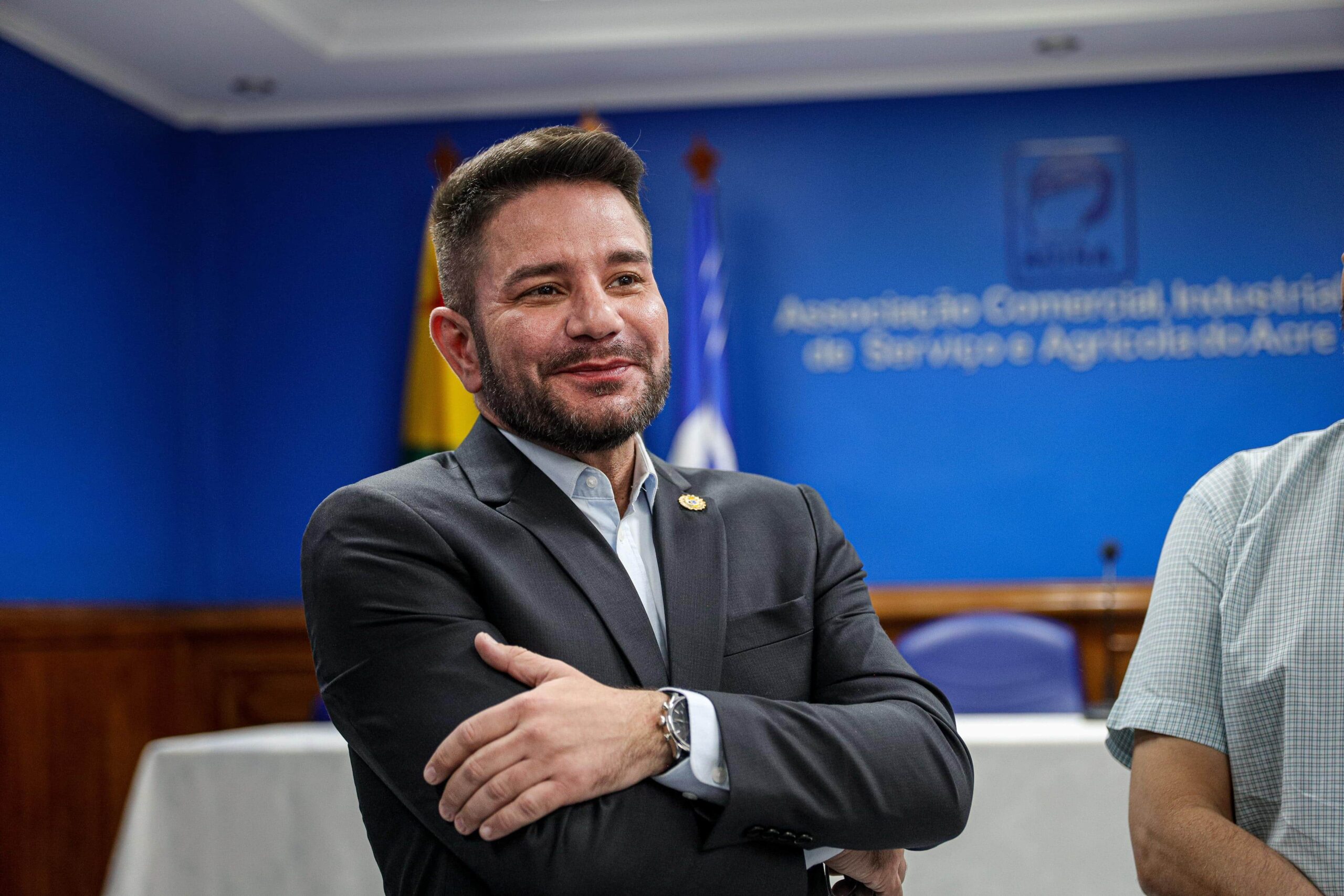 Delação Gladson Cameli aponta uso de recursos de 2 secretarias estaduais no Acre em 2025.