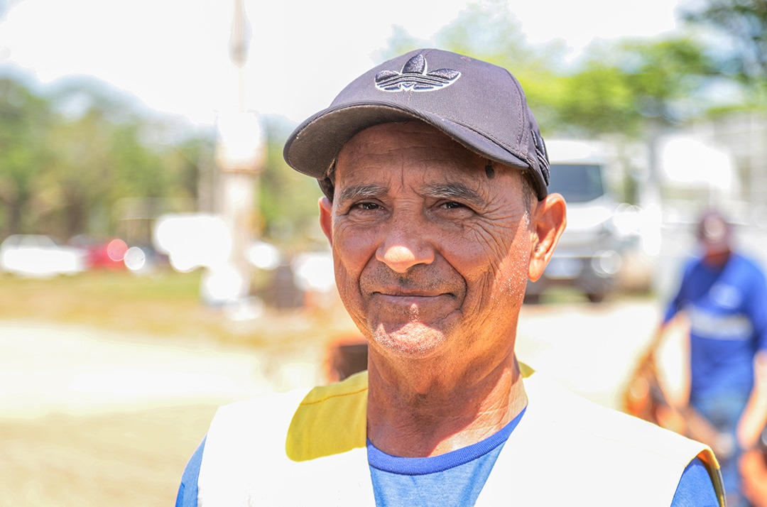 Asfaltamento no bairro Portal da Amazonia 14