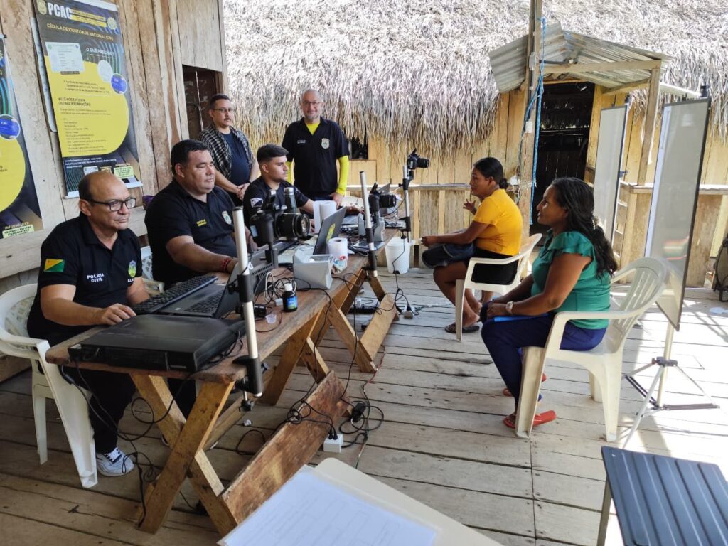 Comunidade indígena do Rio Iaco recebe ação da Polícia Civil para emissão de documentos | Cidade AC News – Notícias do Acre