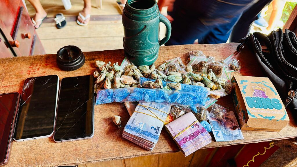 Polícia Civil fecha ponto de drogas no Centro de Cruzeiro do Sul e prende casal | Cidade AC News – Notícias do Acre