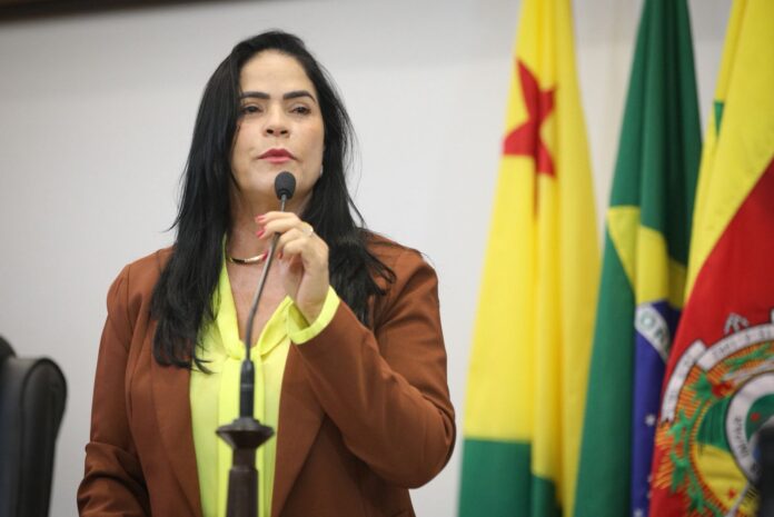 maria-antonia-pede-funcionamento-24h-do-samu-em-marechal-thaumaturgo-e-alerta-para-risco-de-intoxicacao-por-metanol