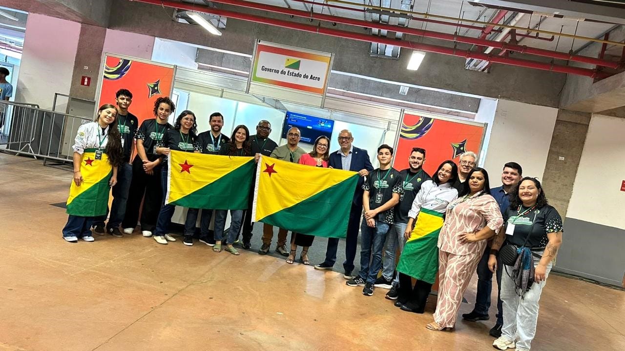 acre-apresenta-projetos-inovadores-desenvolvidos-por-estudantes-do-ieptec-em-evento-nacional-de-educacao-profissional-em-brasilia