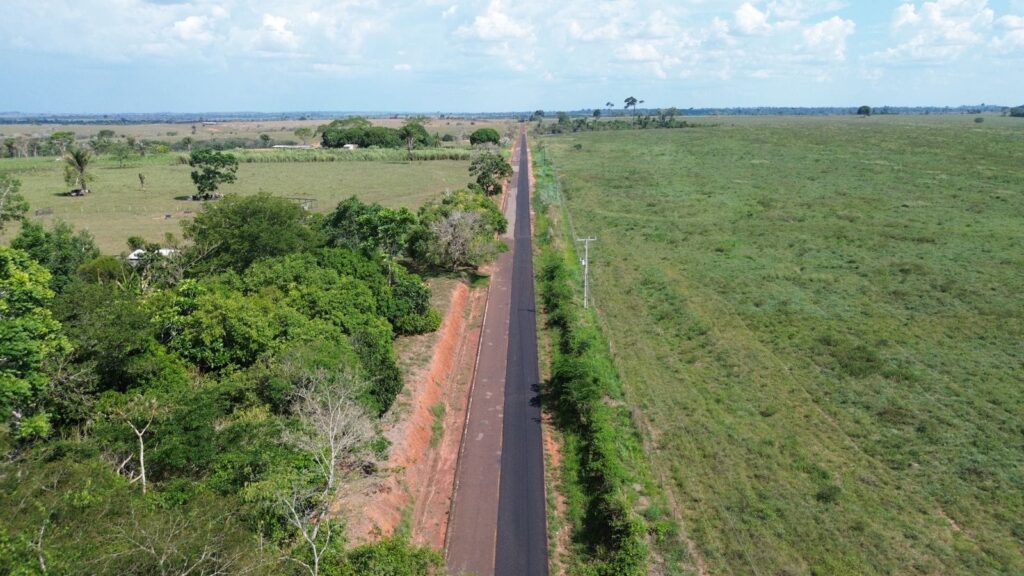 deracre-renova-asfalto-da-ac-40-e-garante-mais-seguranca-para-quem-passa-pela-rodovia