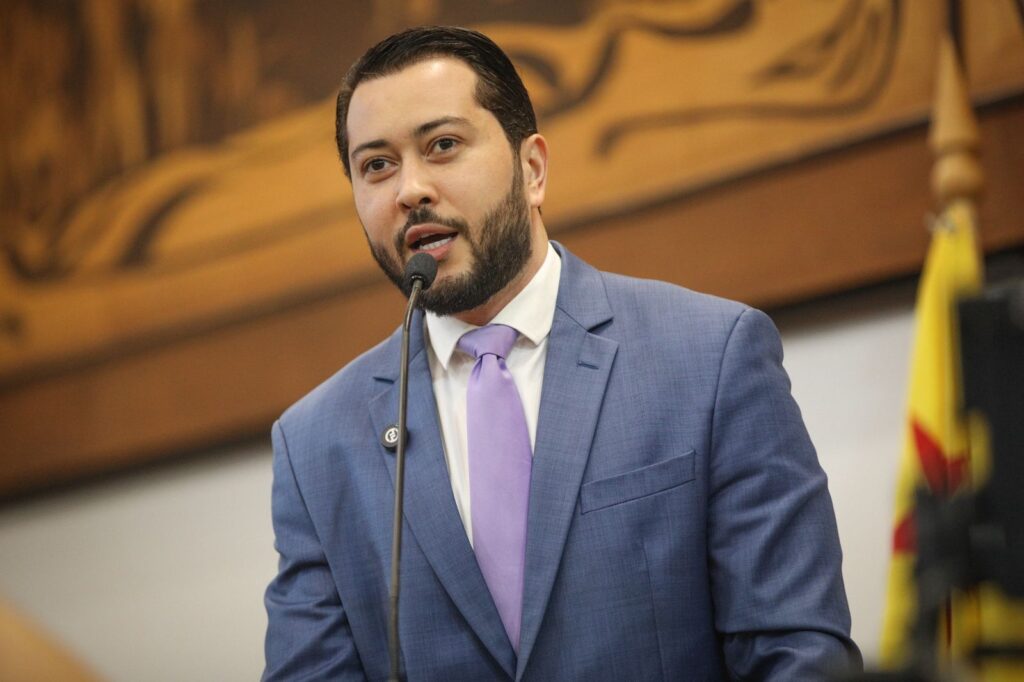 emerson-jarude-critica-pagamento-de-diarias-em-dolar-para-servidores-que-irao-a-cop-30:-“essa-conta-quem-paga-e-o-povo-acreano”