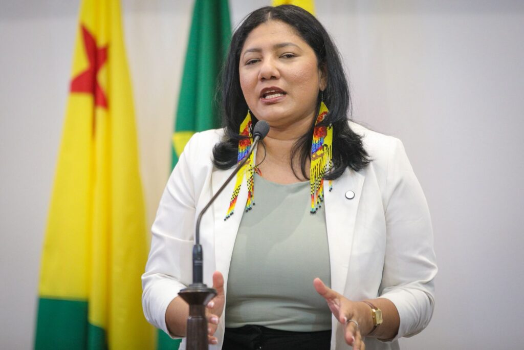 aleac-suspende-sessao-para-receber-conselheira-do-conselho-nacional-de-direitos-humanos