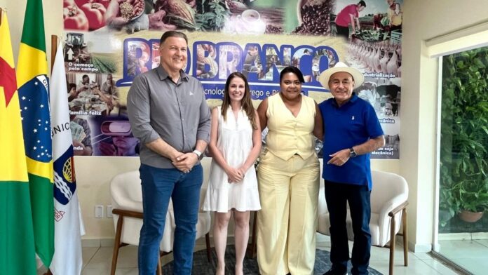 prefeitura-de-rio-branco-e-fundacao-rede-amazonica-firmam-parceria-para-projeto-“consciencia-limpa,-recicla-amazonia”