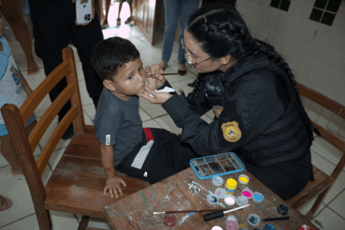policia-civil-participa-de-acao-do-projeto-“juntos-pelo-acre”-em-celebracao-ao-dia-das-criancas-na-cidade-do-povo