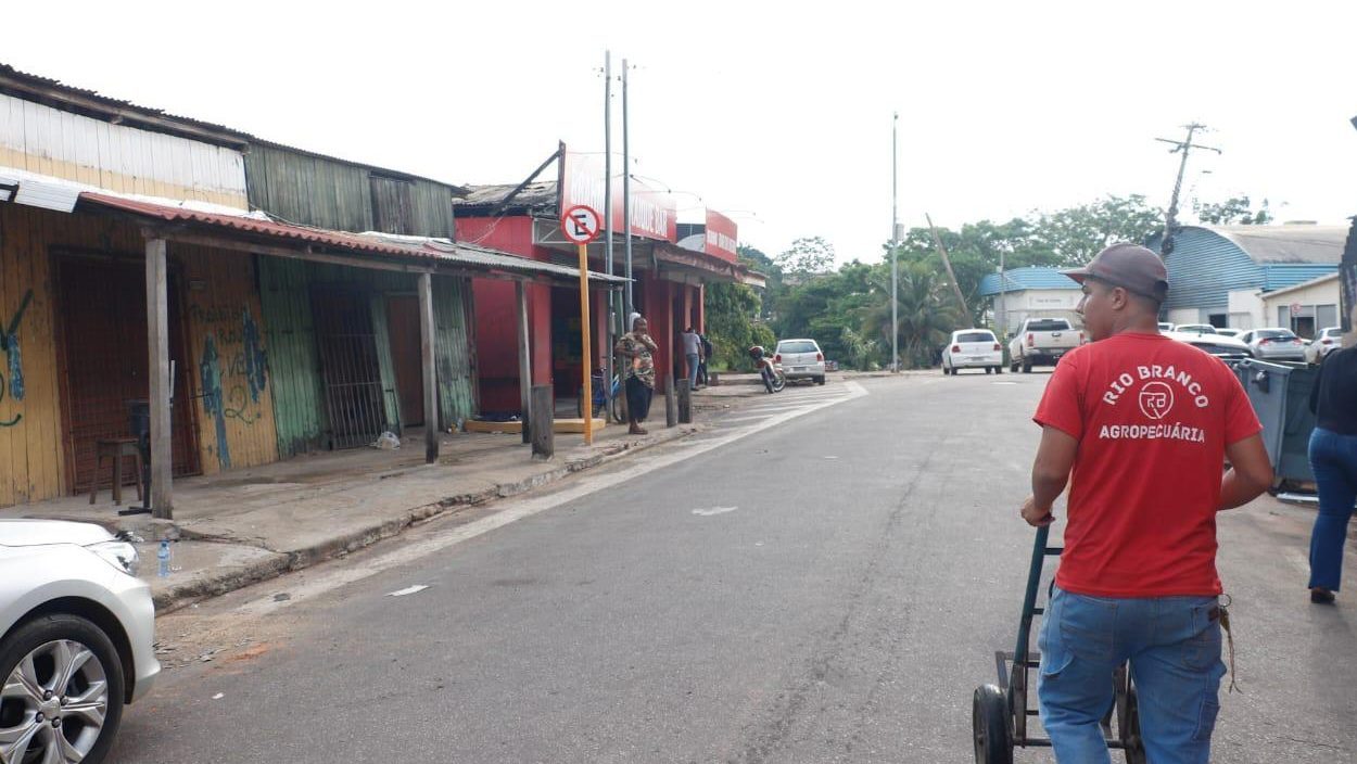 secretaria-de-infraestrutura-e-mobilidade-urbana-esclarece-sobre-demolicao-no-centro-de-rio-branco