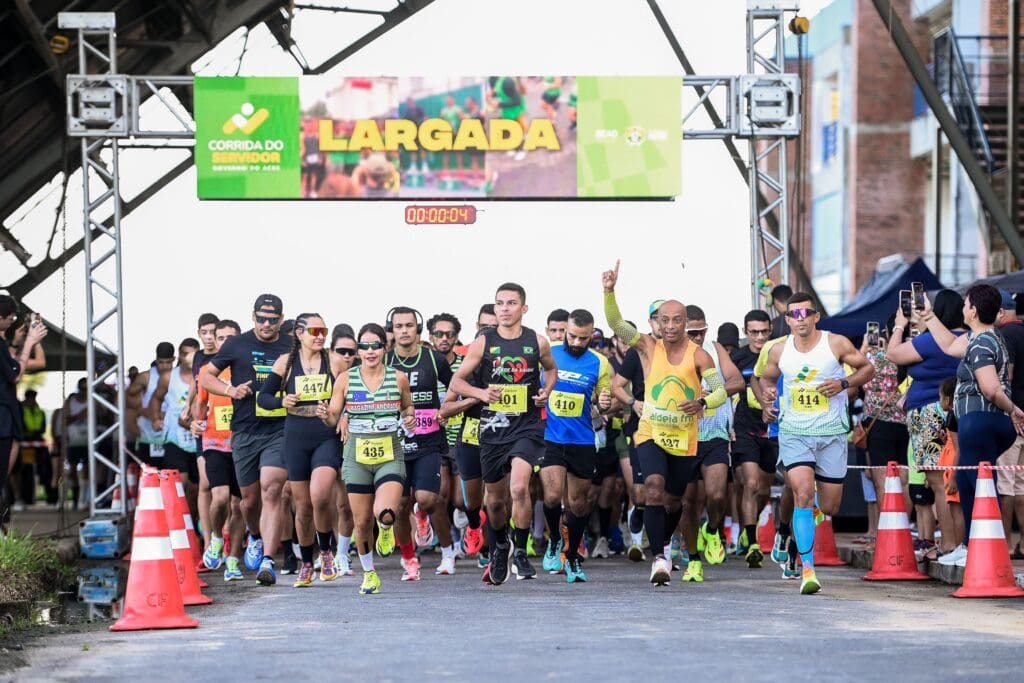 corrida-do-servidor-reune-grande-publico-em-cruzeiro-do-sul-e-celebra-o-esporte-como-ferramenta-de-superacao-e-saude