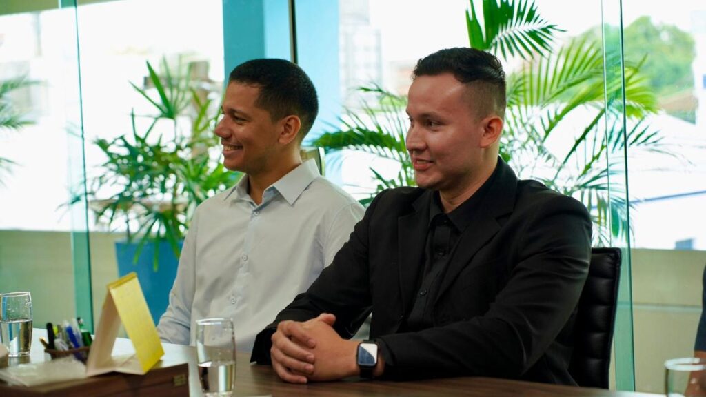 prefeitura-de-rio-branco-fortalece-controladoria-interna-com-posse-de-novos-servidores