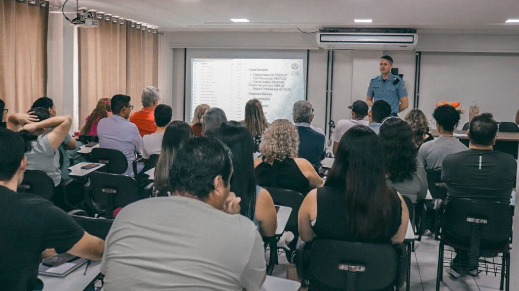 prefeitura-de-rio-branco-promove-palestra-sobre-equilibrio-financeiro-durante-a-semana-do-servidor-publico