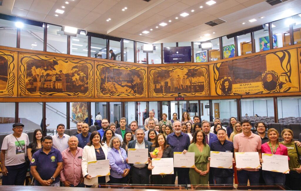 aleac-realiza-sessao-solene-em-homenagem-ao-dia-do-engenheiro-agronomo 