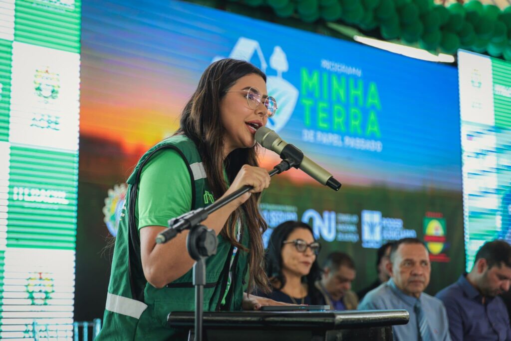 regularização fundiária Acre — famílias recebem títulos definitivos no programa Minha Terra