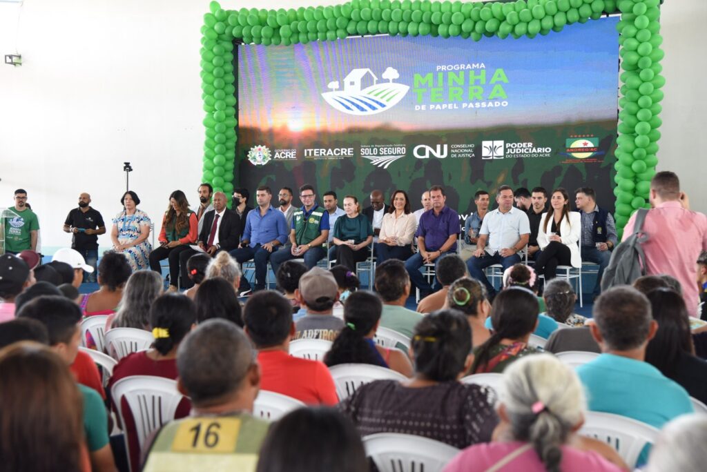 programa Minha Terra de Papel Passado — regularização fundiária no Acre