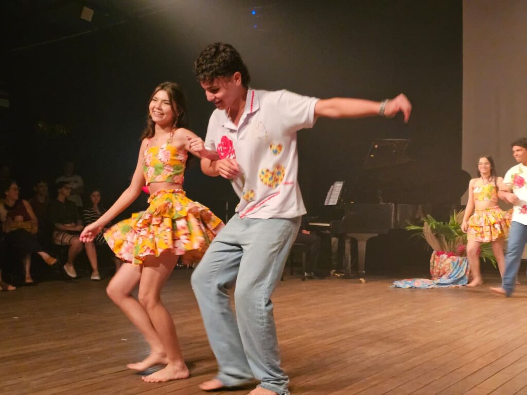 Sarau Cultural 2025 - Escola Sesi