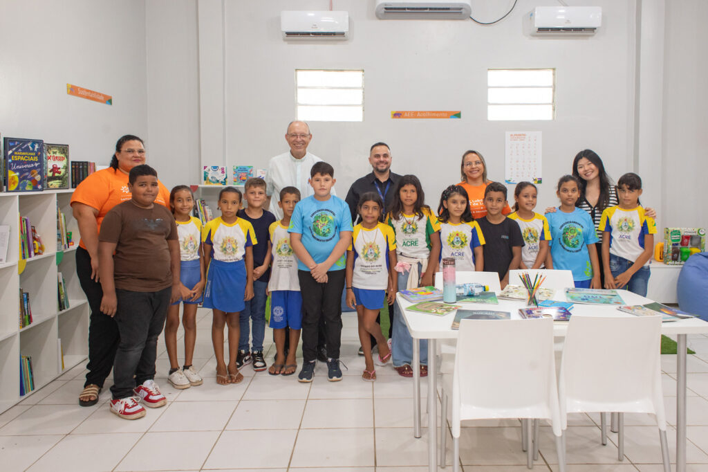 Laboratório de Leitura leva literatura, ciência e tecnologia para estudantes de Cruzeiro do Sul