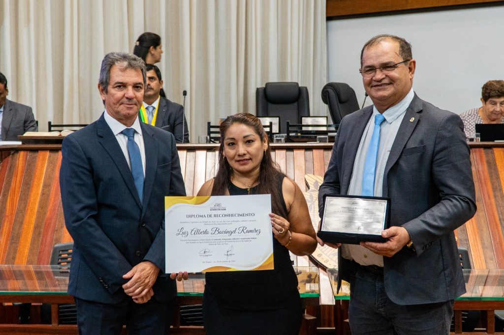 Aleac realiza sessão solene em homenagem aos irmãos peruanos de Puerto Maldonado, Ibéria e Iñapari | Cidade AC News – Notícias do Acre