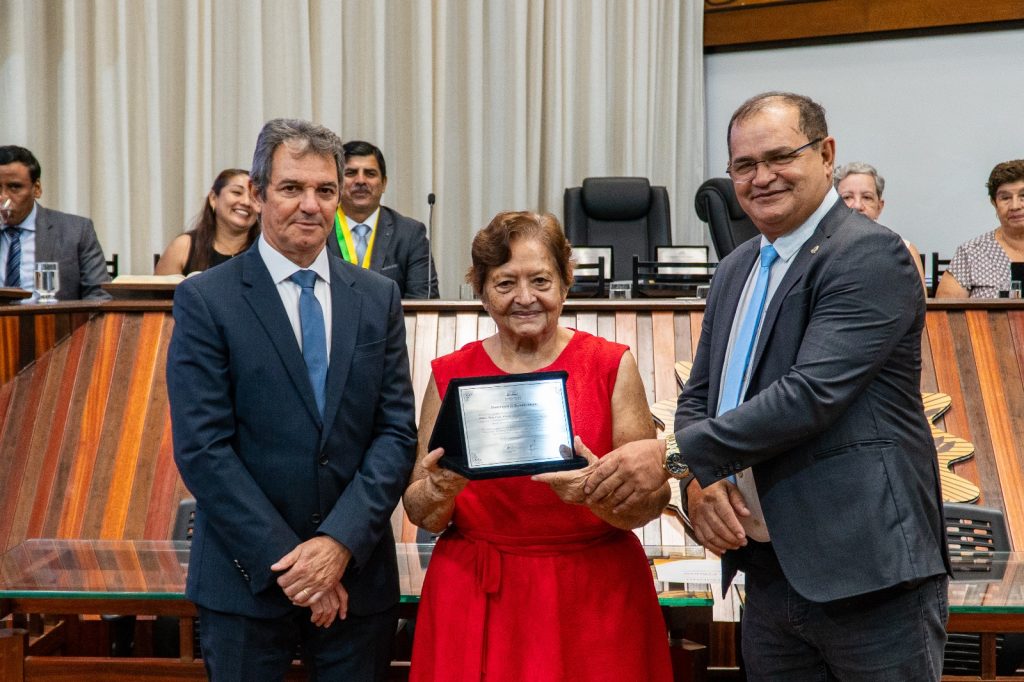 Aleac realiza sessão solene em homenagem aos irmãos peruanos de Puerto Maldonado, Ibéria e Iñapari | Cidade AC News – Notícias do Acre